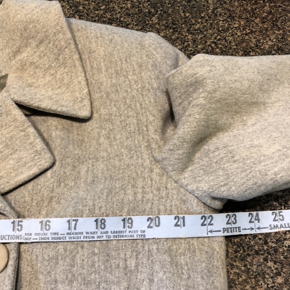 LL Bean gray wool/cashmere blend pea coat size P12 - Picture 9 of 10